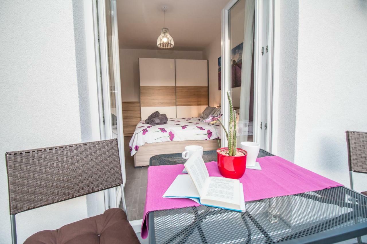 Sunny Point Apartment Rovinj Exterior foto