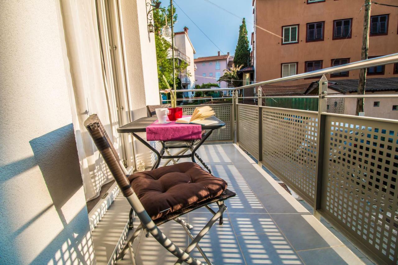 Sunny Point Apartment Rovinj Exterior foto